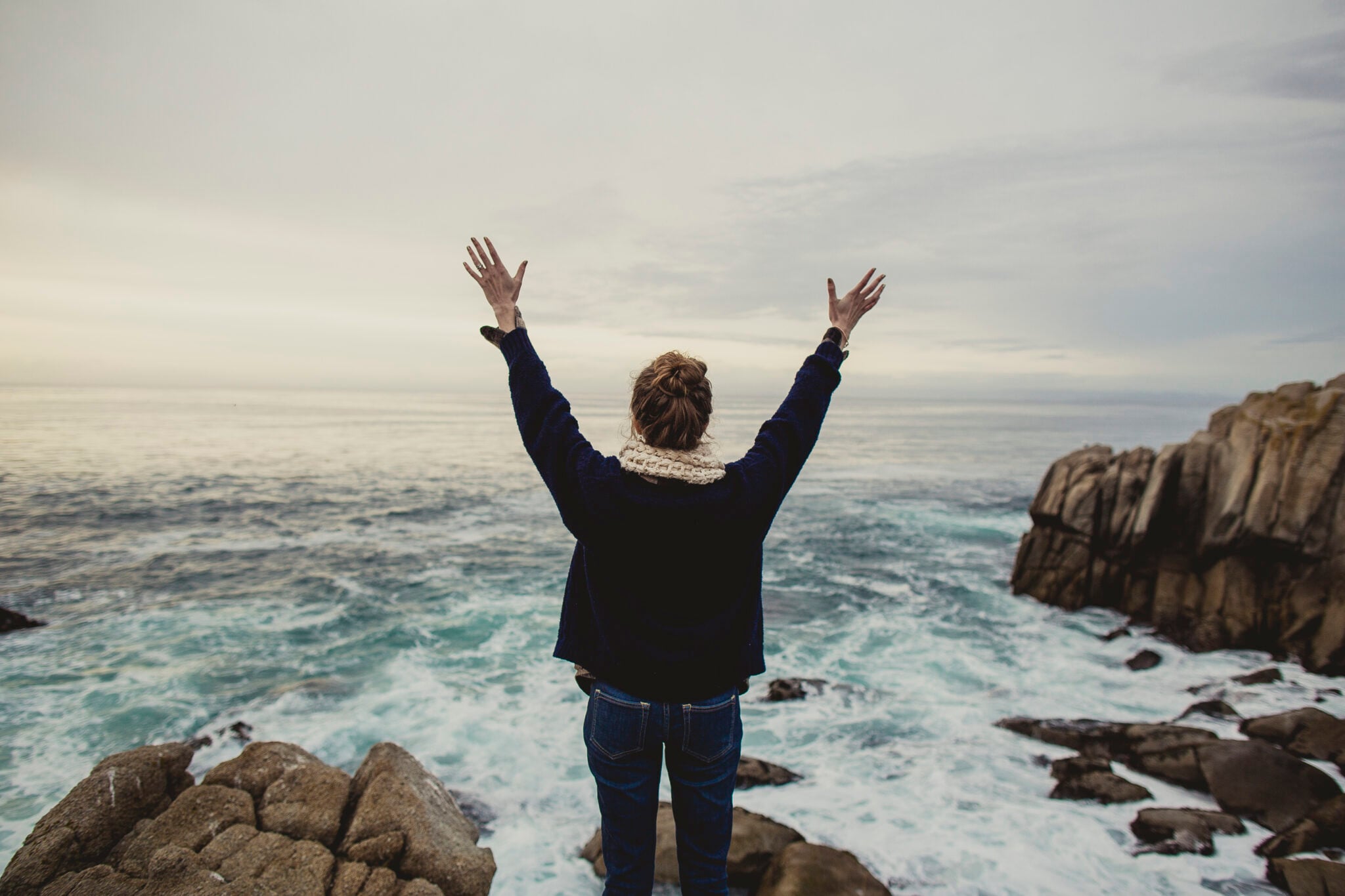 How to Find Peace in God When Your World Falls Apart + Free Bible Study
